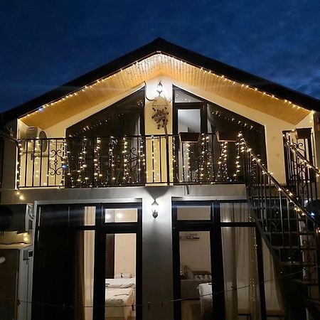Nitsa Guest House Gori Exterior foto